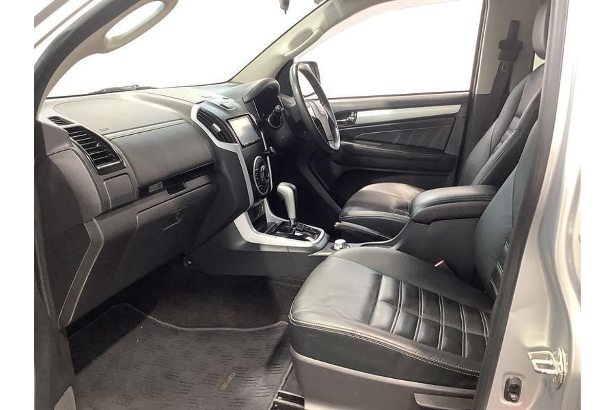 2018 Isuzu MU-X LS-T