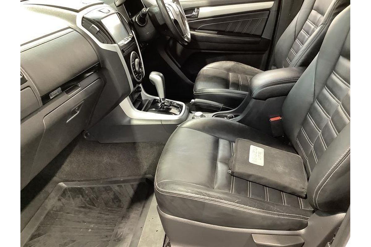 2017 Isuzu MU-X LS-T