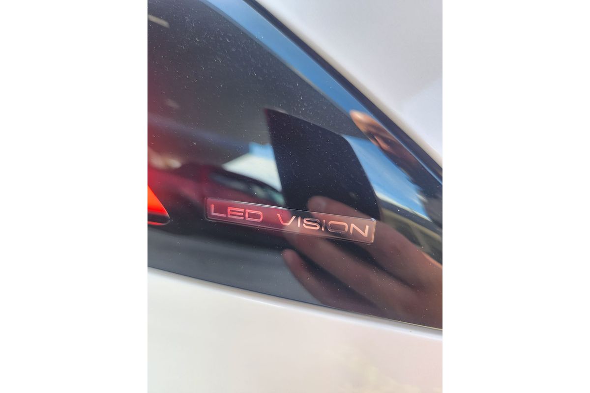 2025 Jaecoo J8 Track