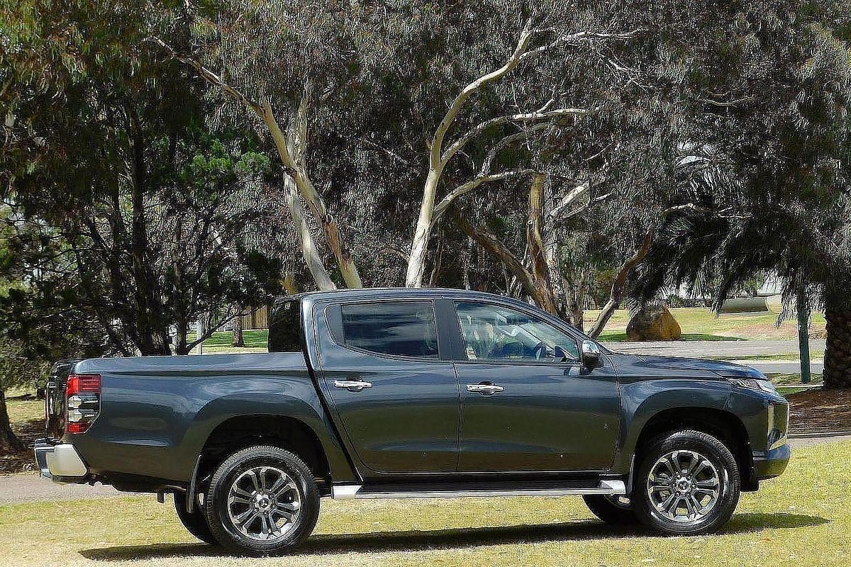 2023 Mitsubishi Triton GLS MR 4X4