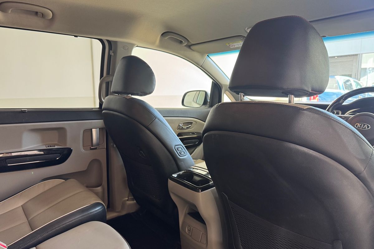 2018 Kia Carnival Platinum YP