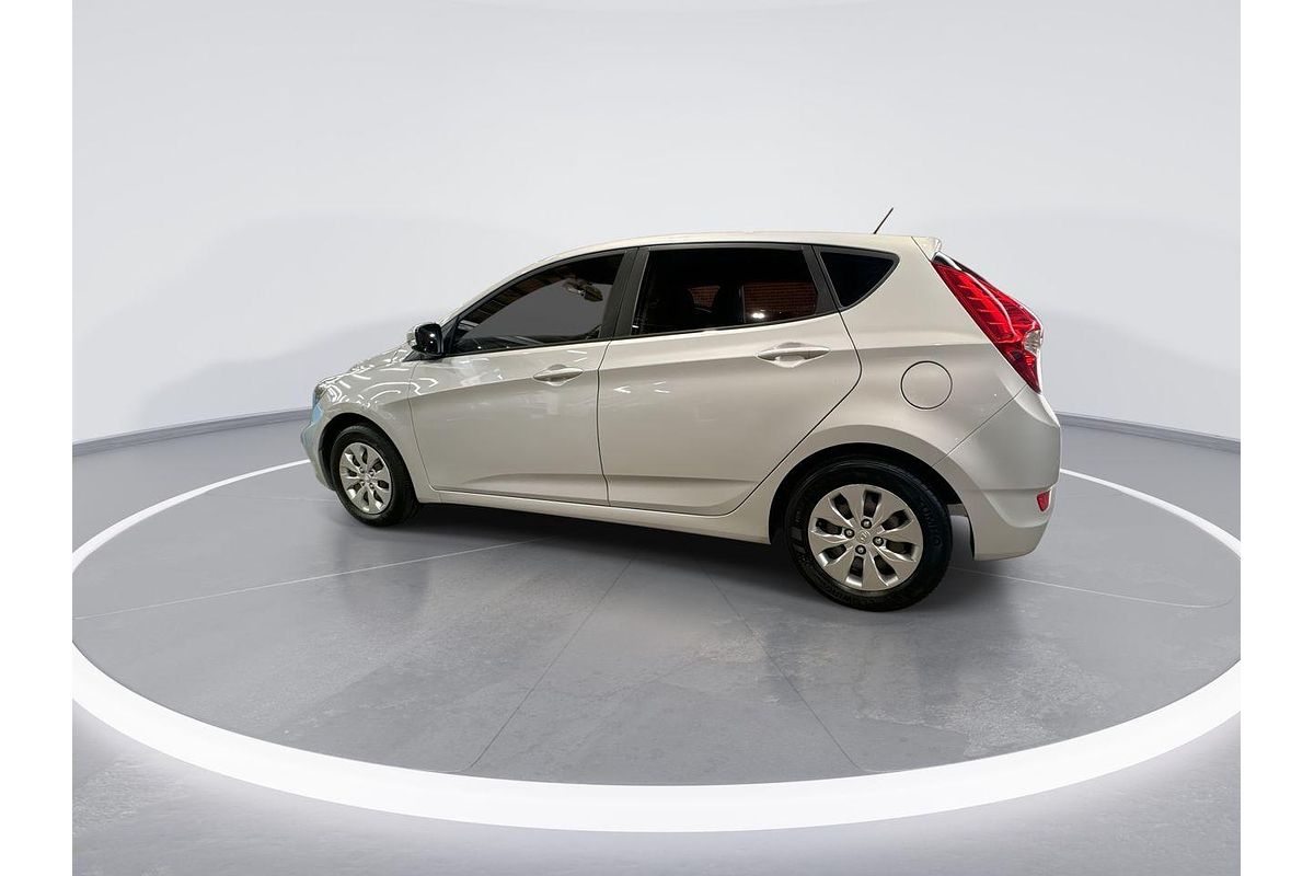 2016 Hyundai Accent Active RB3