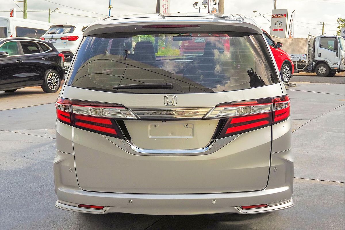 2016 Honda Odyssey VTi-L 5th Gen