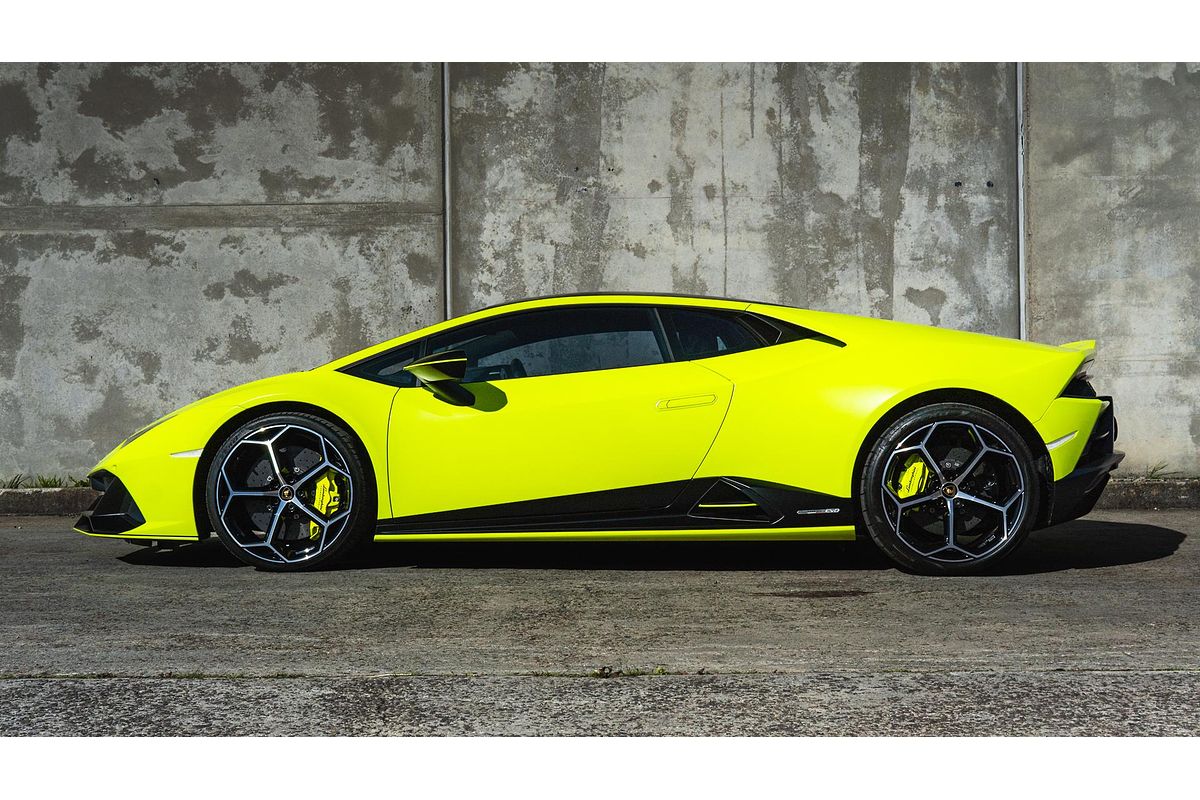 2021 Lamborghini Huracan EVO Fluo Capsule 724