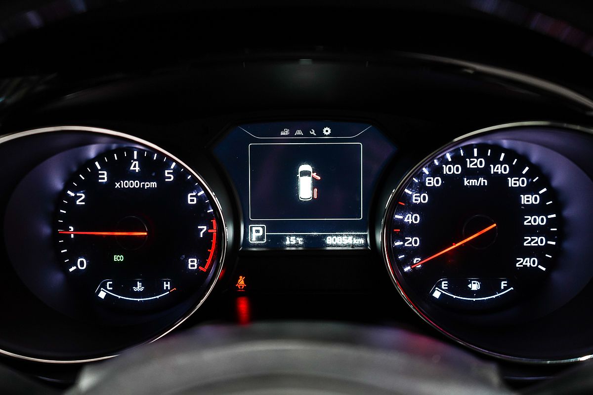 2016 Kia Carnival Platinum YP