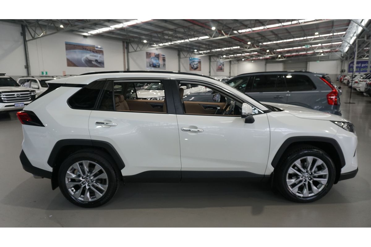 2022 Toyota RAV4 Cruiser 2WD Mxaa52R