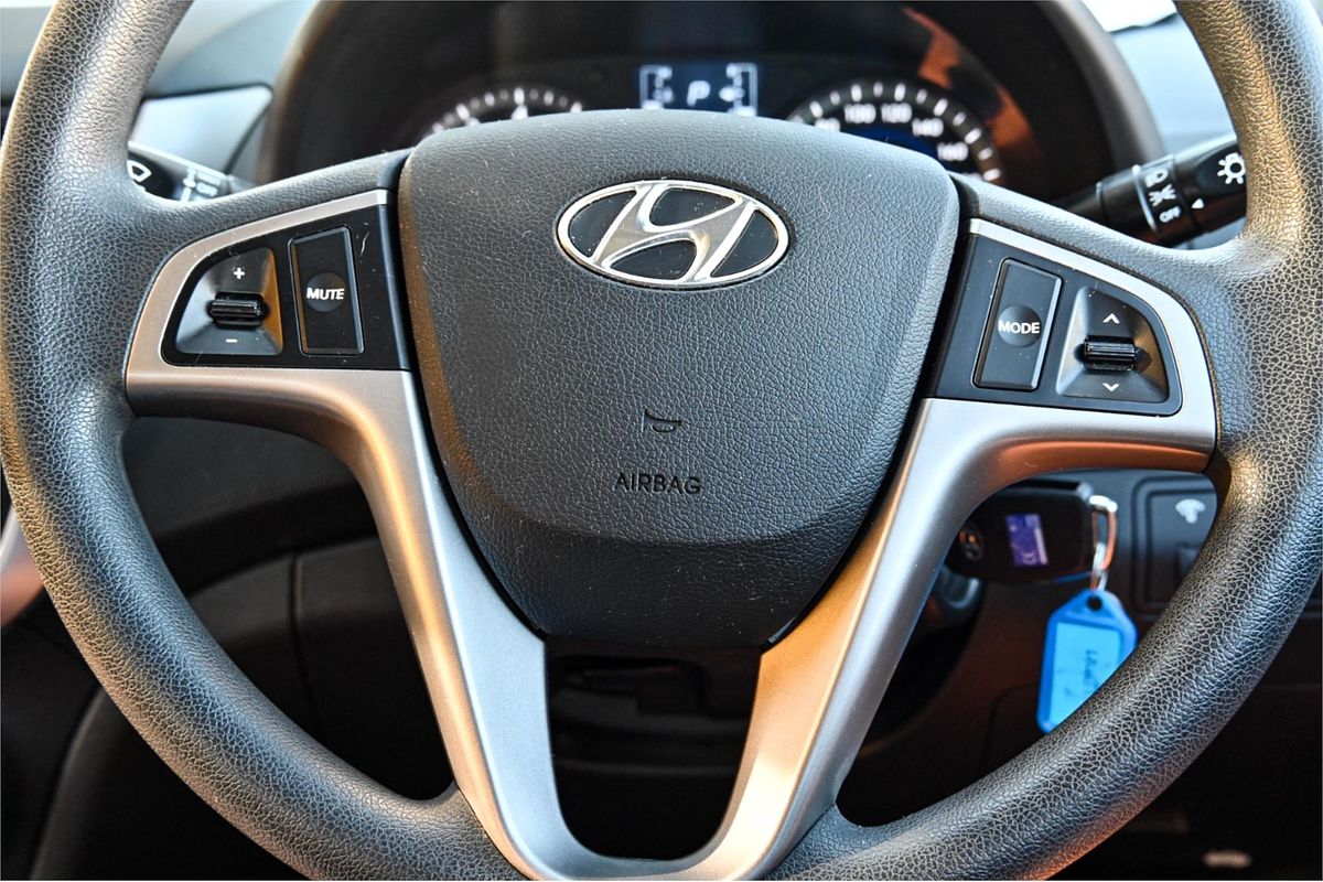 2016 Hyundai Accent Active RB4