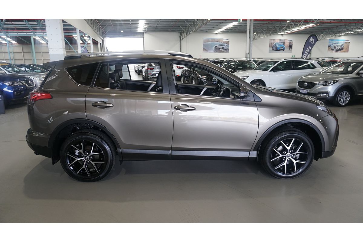 2018 Toyota RAV4 GXL ZSA42R