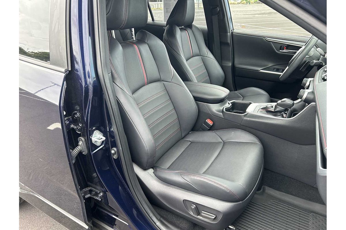 2023 Toyota RAV4 XSE
