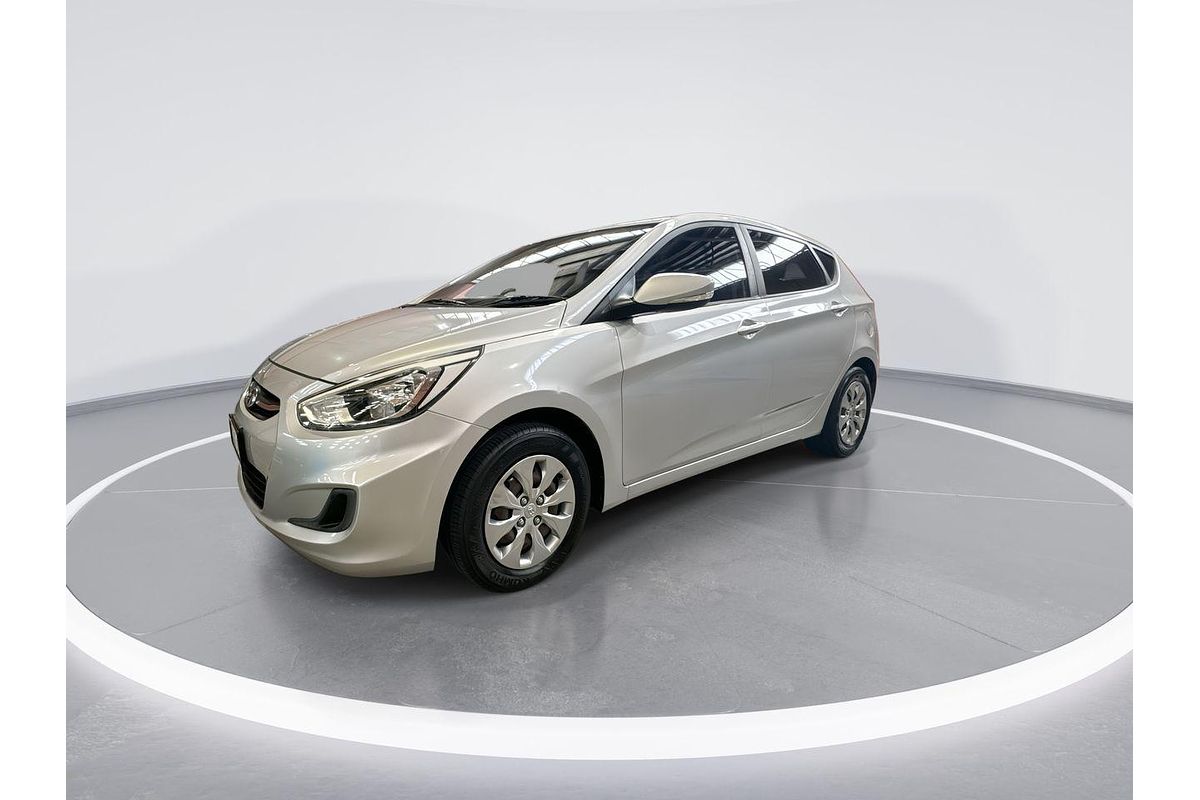 2016 Hyundai Accent Active RB3