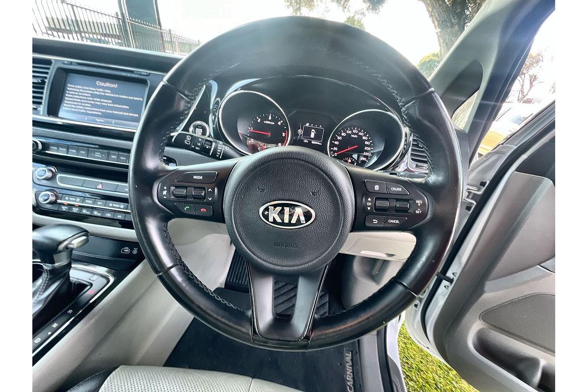 2017 Kia Carnival SLi YP