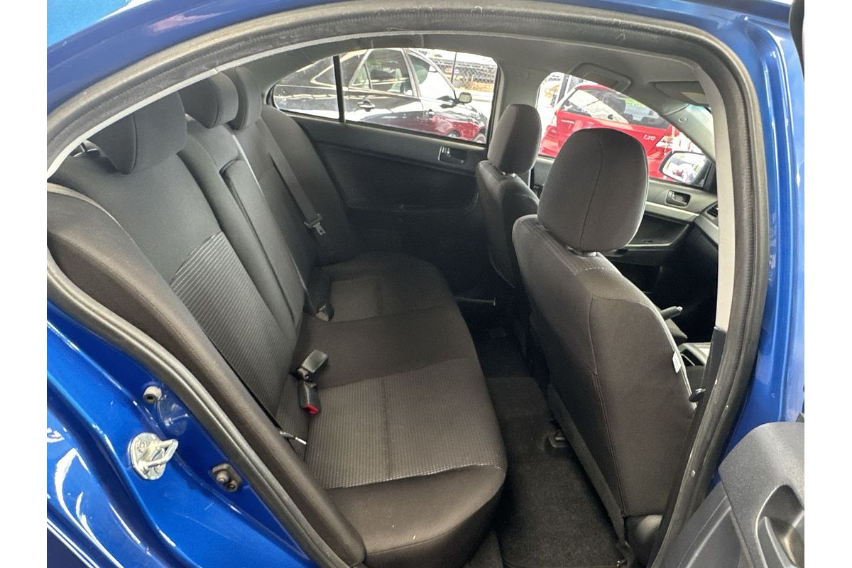 2010 Mitsubishi Lancer ES CJ