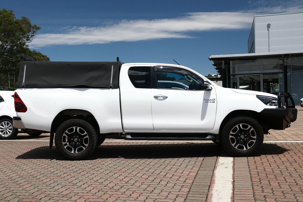 2020 Toyota Hilux SR5 GUN126R 4X4