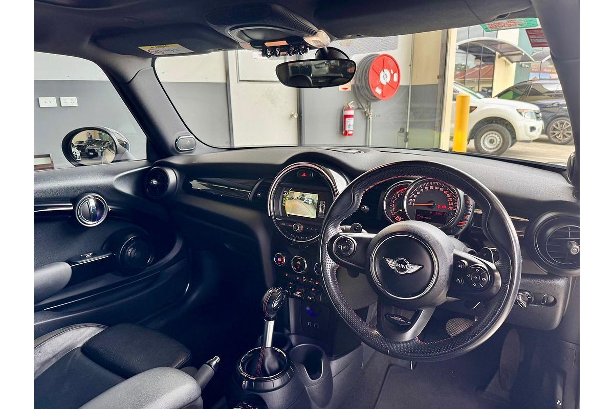 2016 MINI Cooper SF56