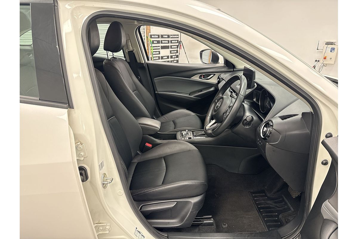 2022 Mazda CX-3 sTouring DK