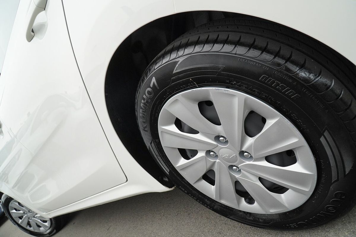 2022 Kia Rio S YB