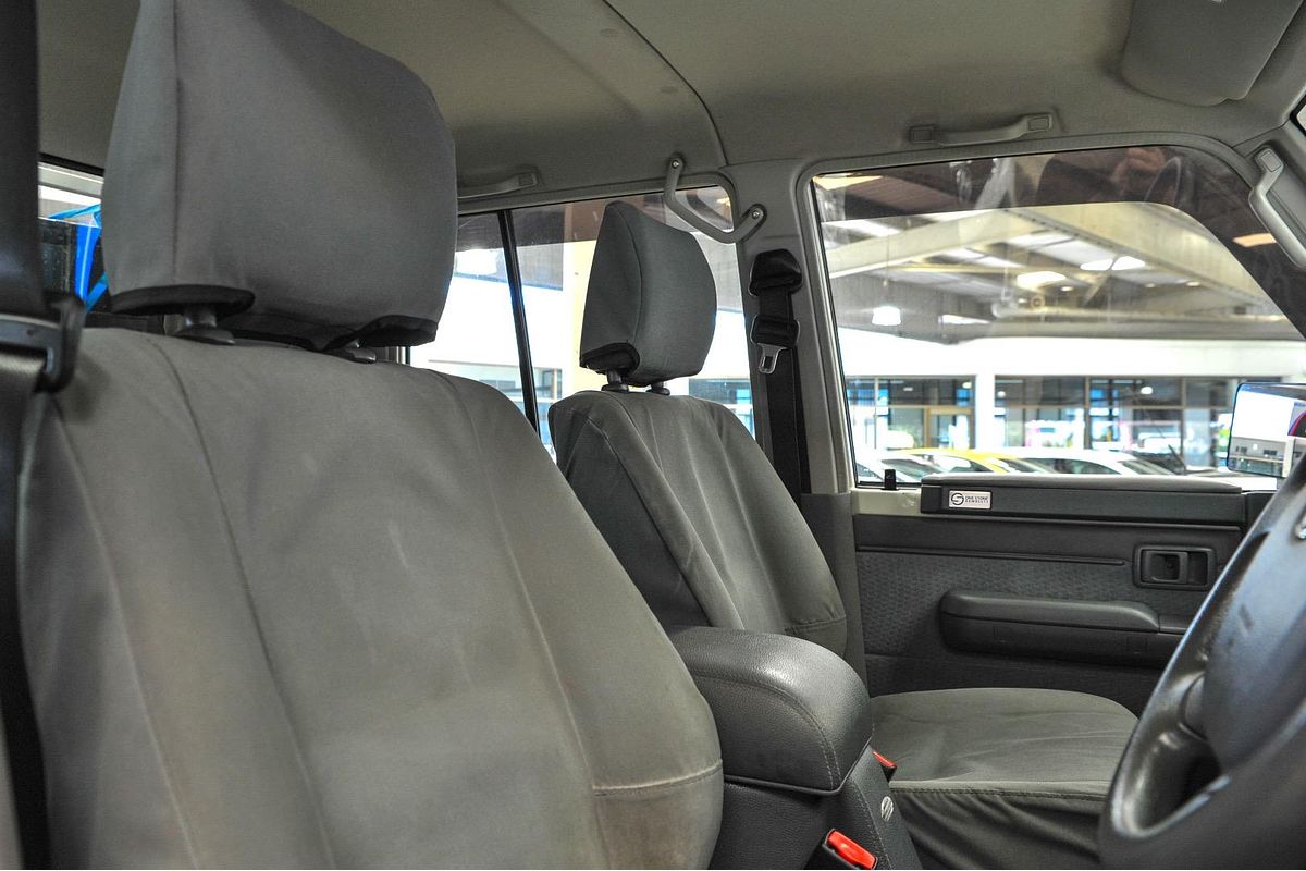 2021 Toyota Landcruiser GXL VDJ76R