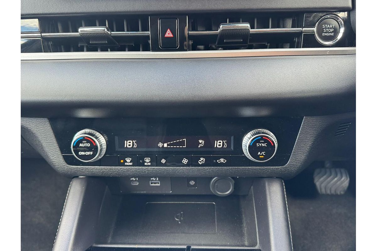 2023 Mitsubishi Outlander LS ZM