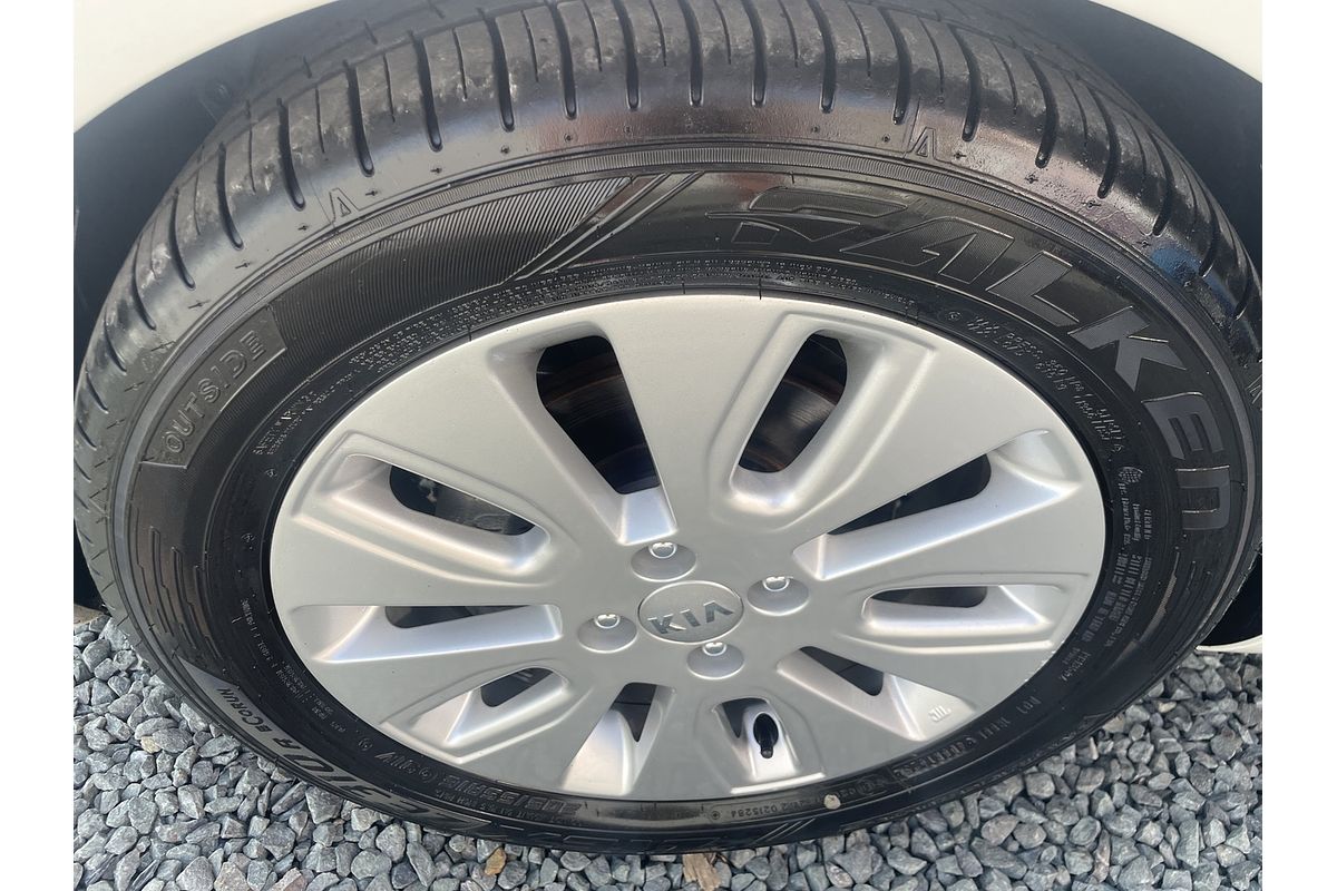 2013 Kia Rio Si UB