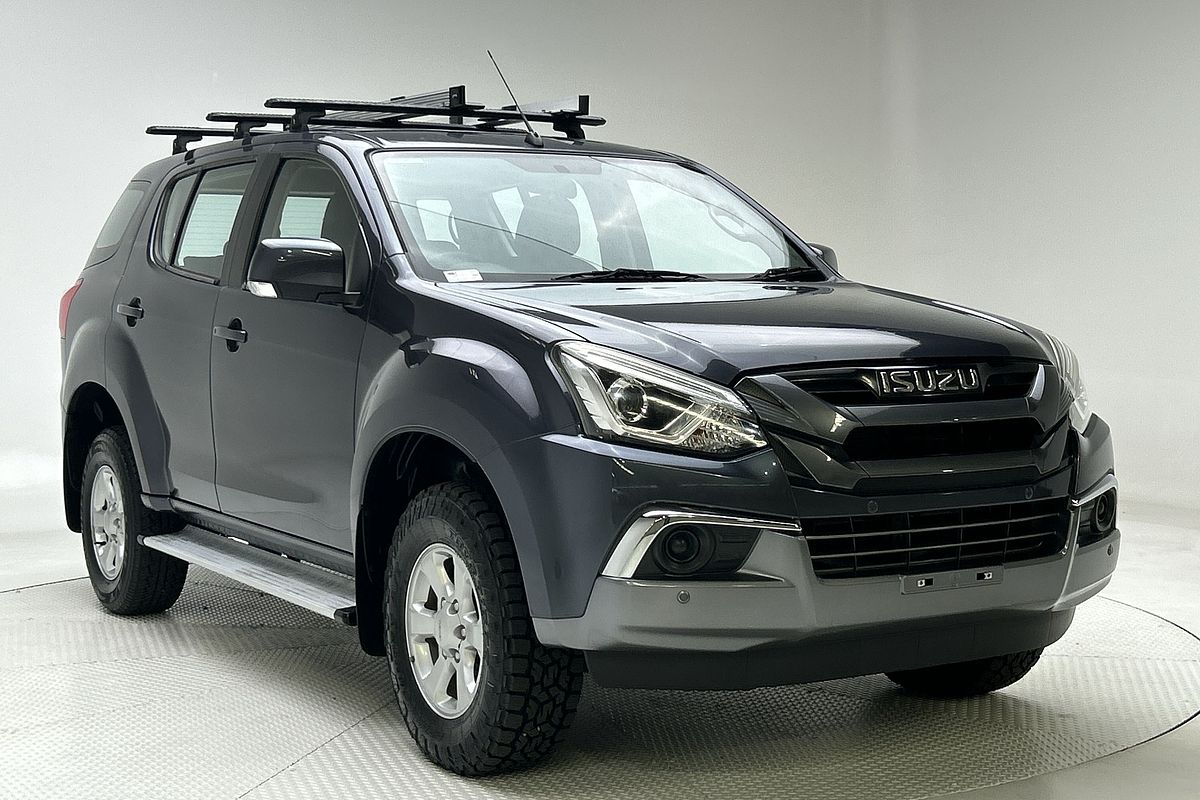 2021 Isuzu MU-X LS-M