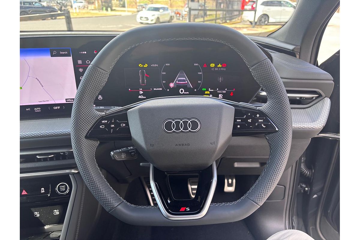 2025 Audi Q5 40 TDI Sport FY