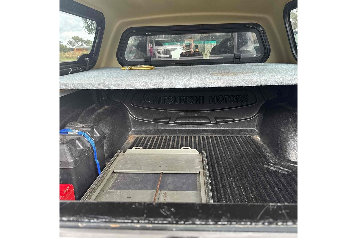 2011 Mitsubishi Triton GLX-R MN Rear Wheel Drive
