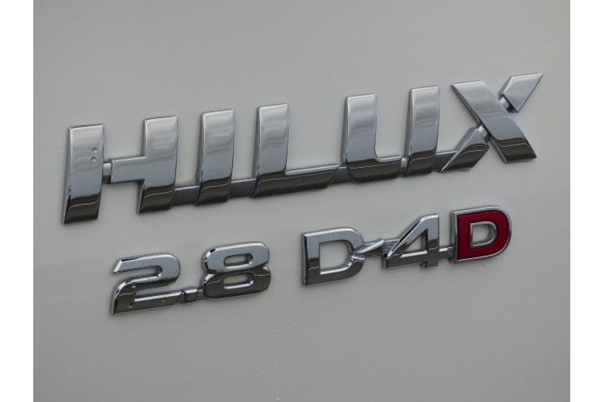 2022 Toyota Hilux SR5 GUN126R 4X4