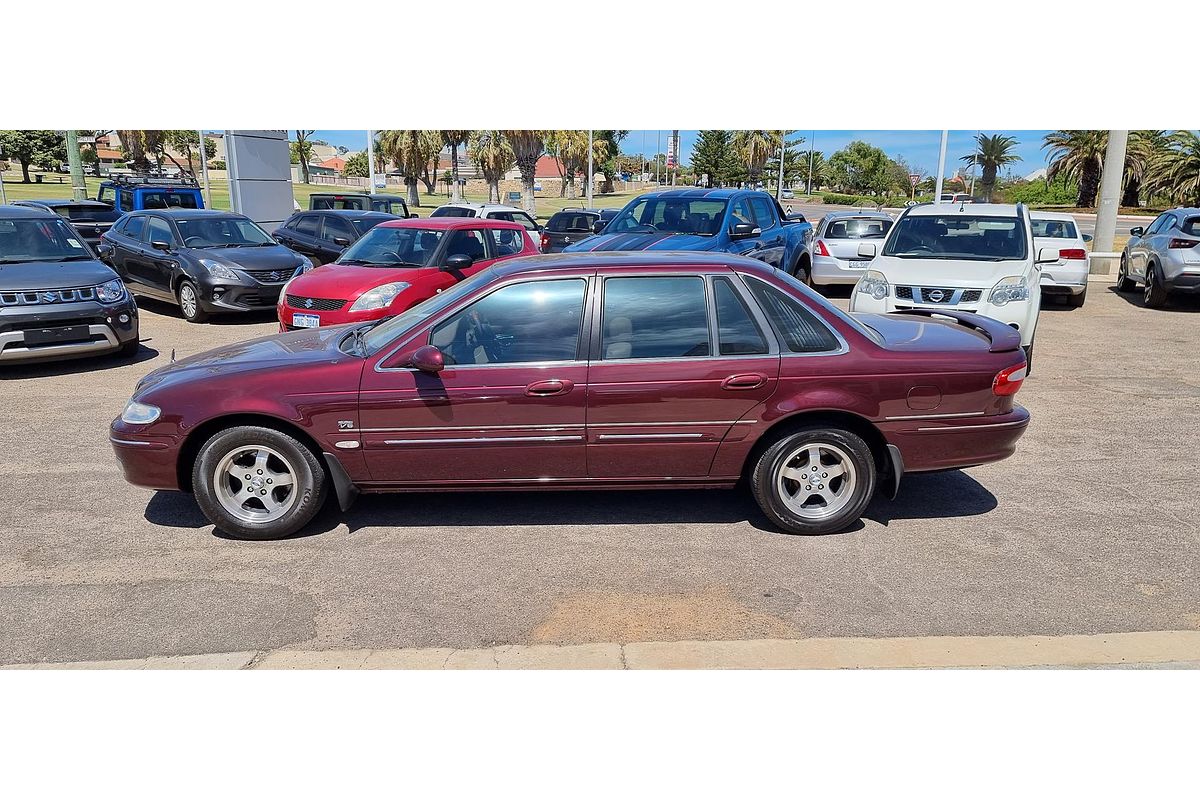 1998 Ford LTD DL