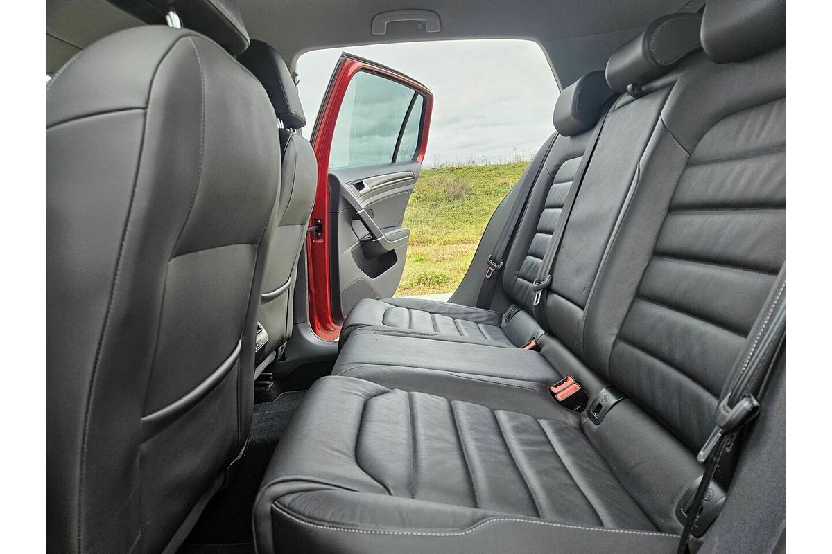 2015 Volkswagen Golf 110TSI Highline 7