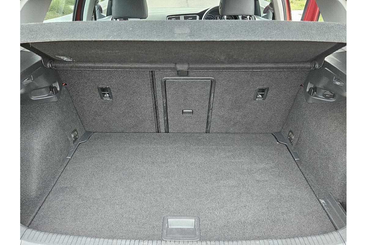 2015 Volkswagen Golf 110TSI Highline 7