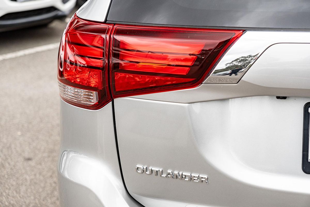 2021 Mitsubishi Outlander LS ZL