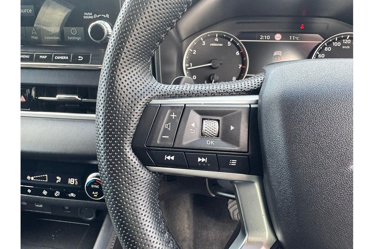2023 Mitsubishi Outlander LS ZM