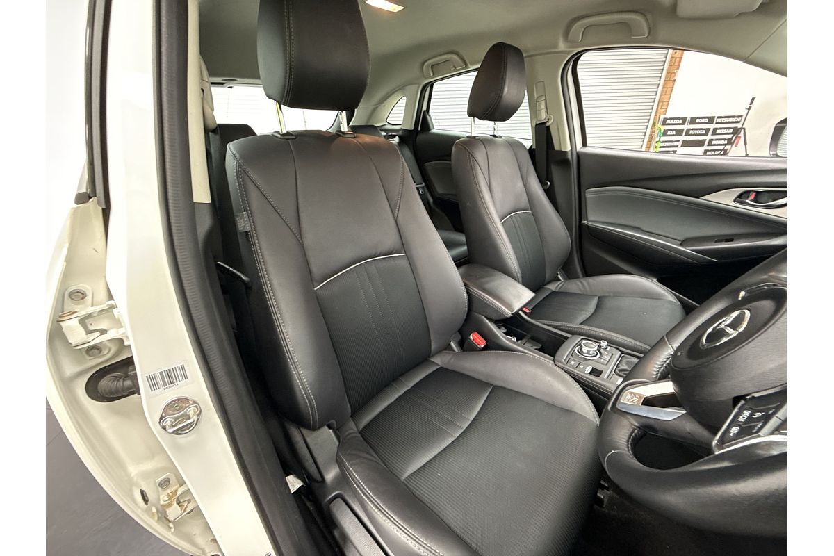 2022 Mazda CX-3 sTouring DK