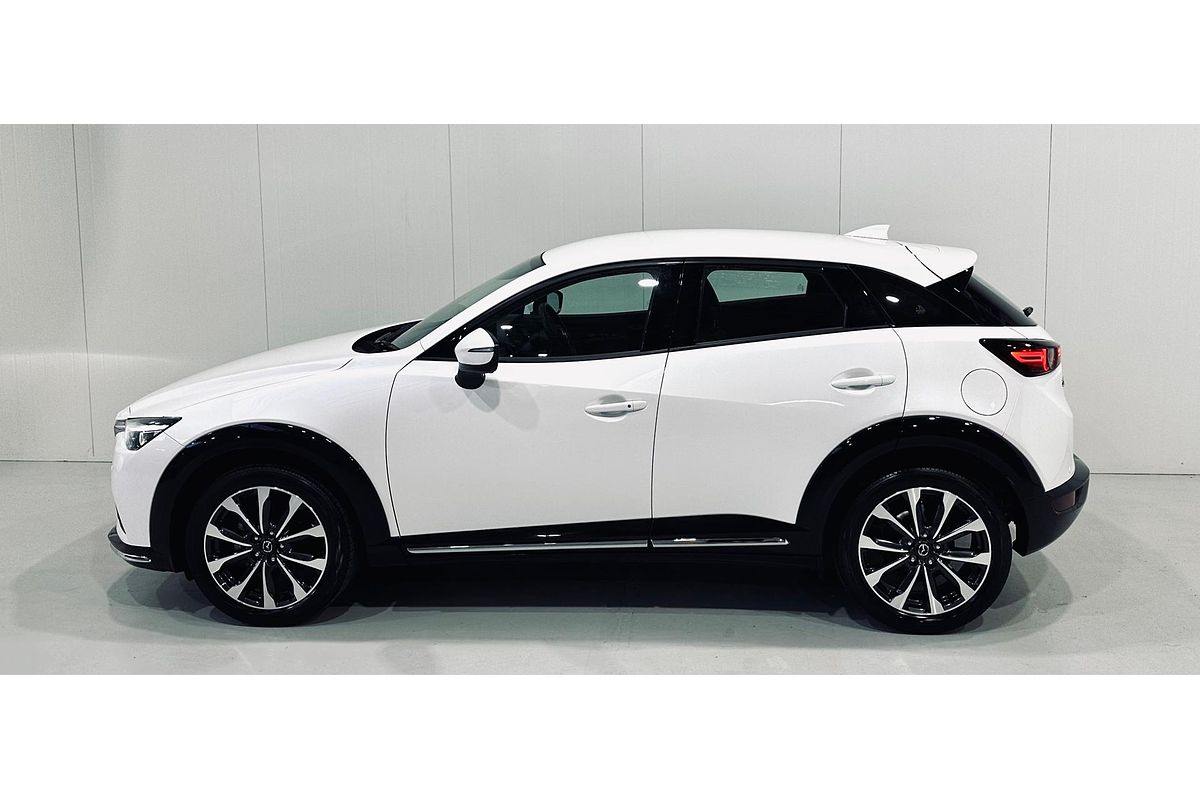 2022 Mazda CX-3 sTouring DK