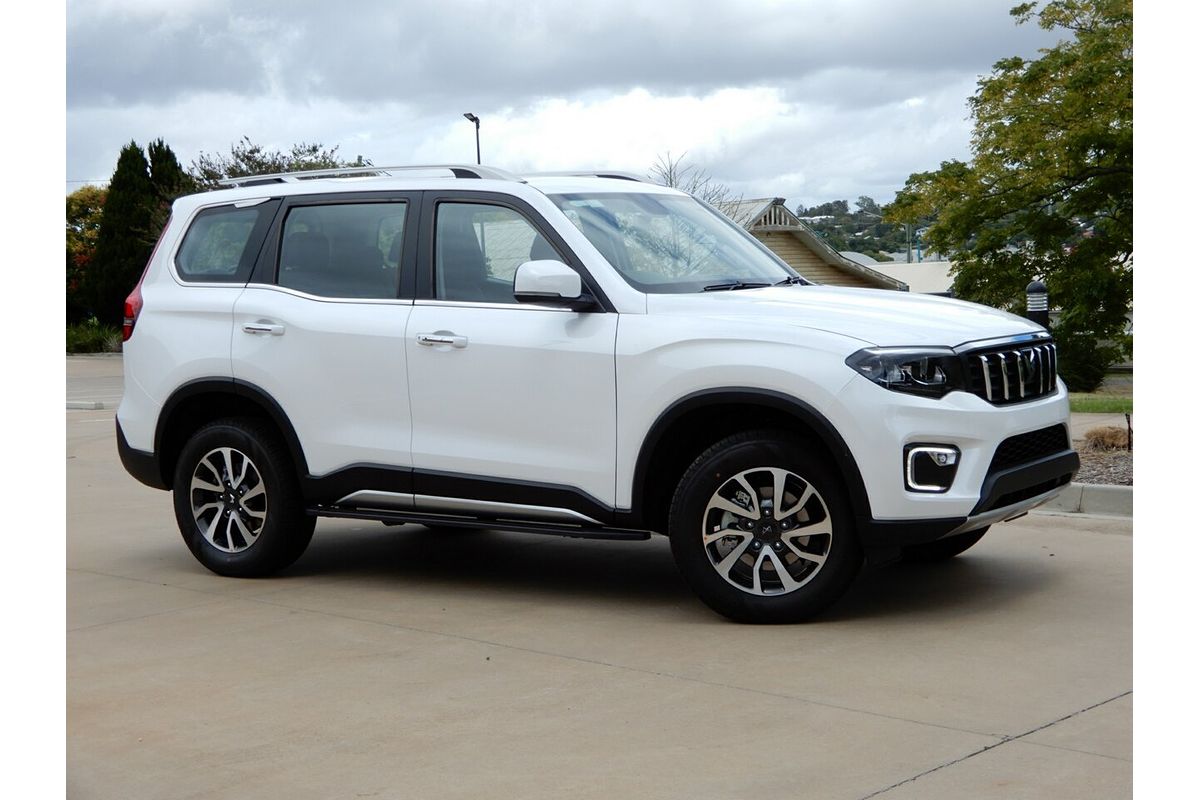 2024 Mahindra Scorpio Z8L