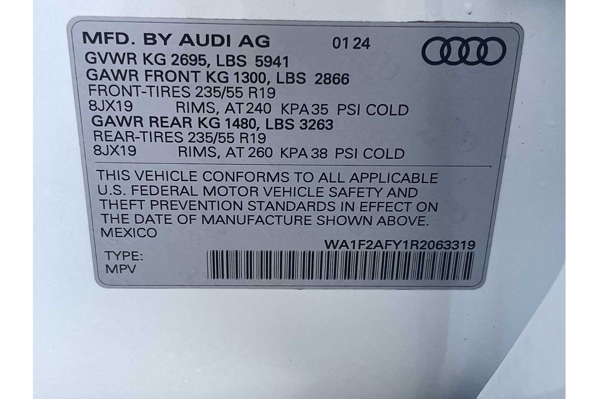 2024 Audi Q5 S line Prestige