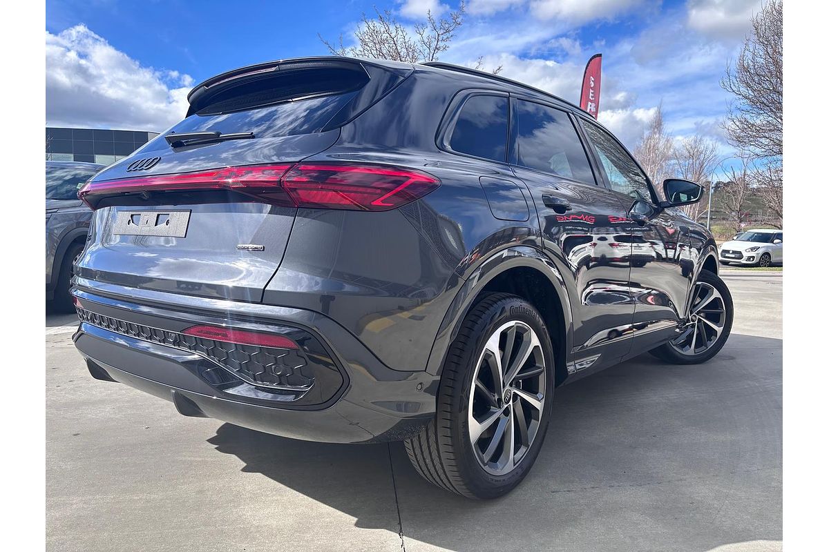 2025 Audi Q5 40 TDI Sport FY