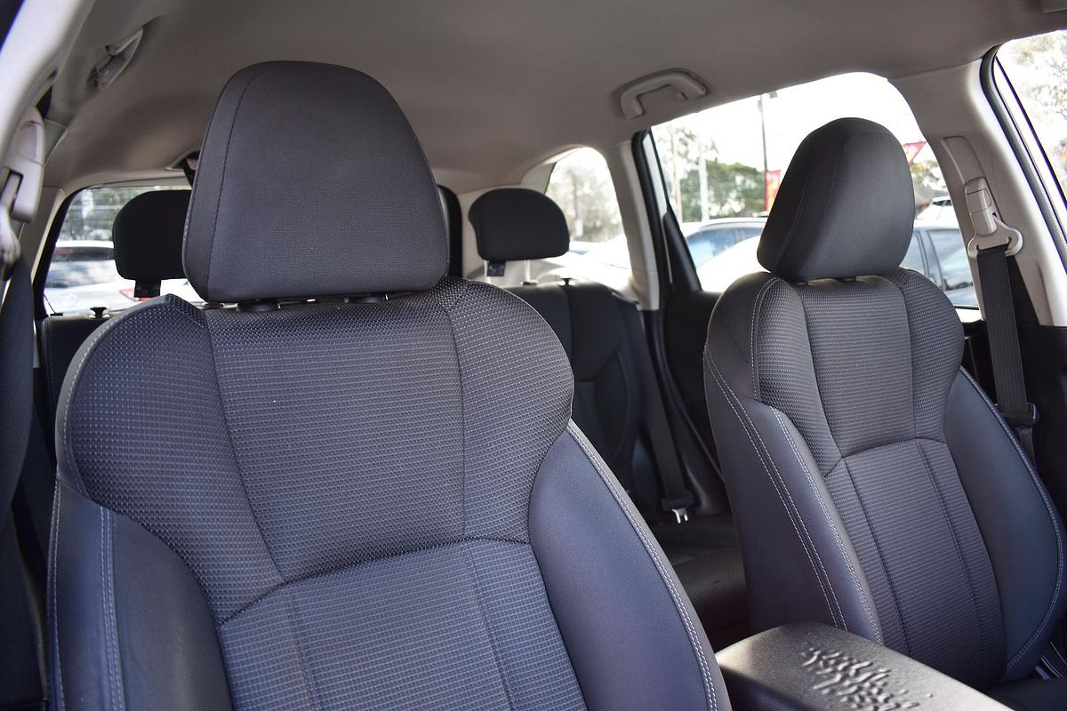 2020 Subaru Forester 2.5i S5