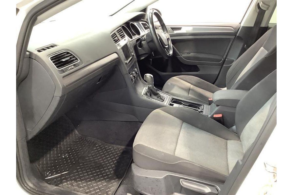 2017 Volkswagen Golf 92TSI 7