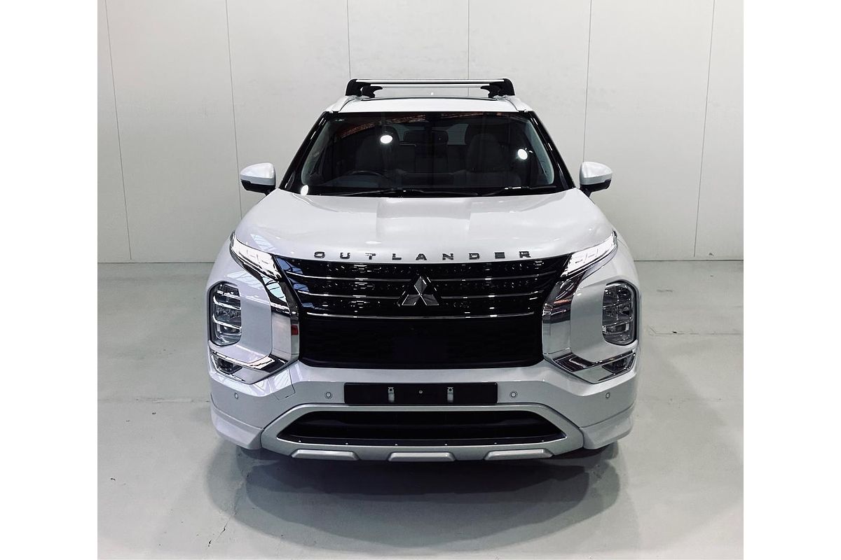 2022 Mitsubishi Outlander PHEV Exceed ZM