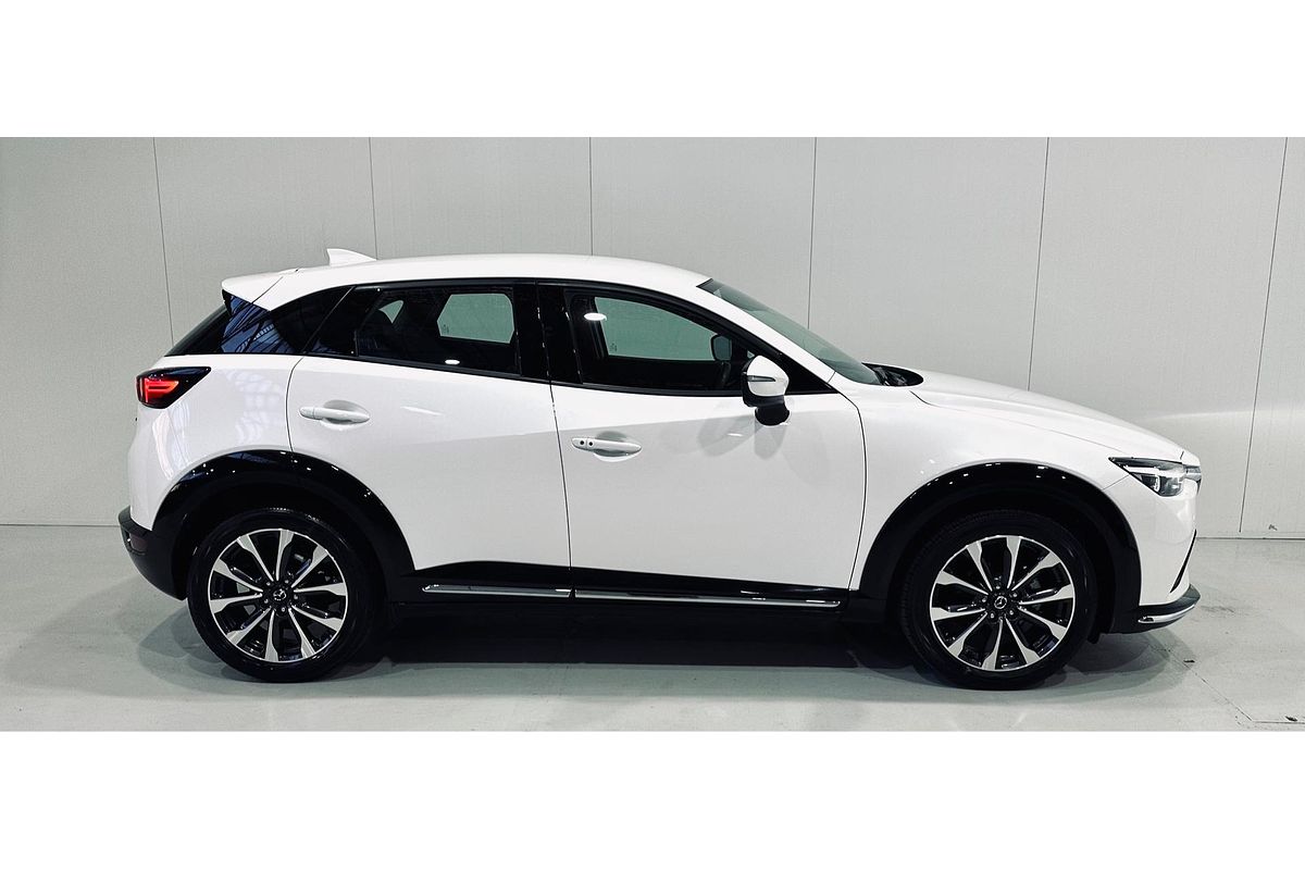 2022 Mazda CX-3 sTouring DK