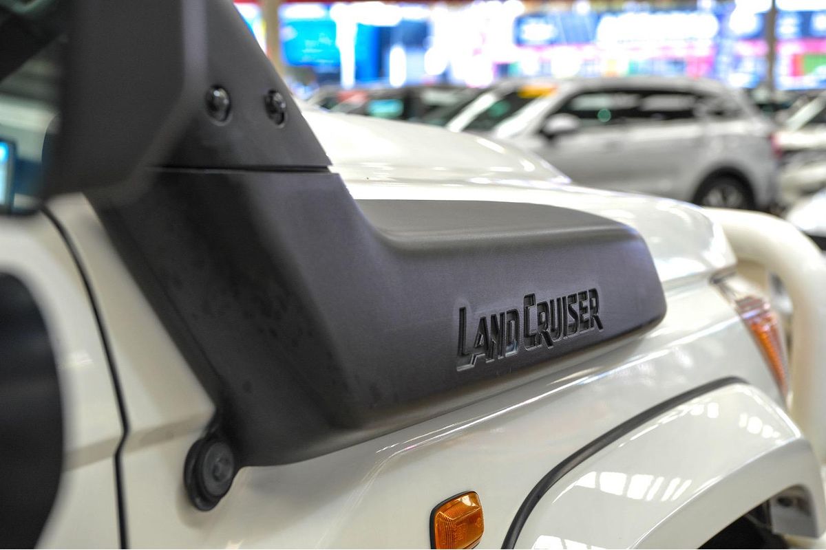 2021 Toyota Landcruiser GXL VDJ76R