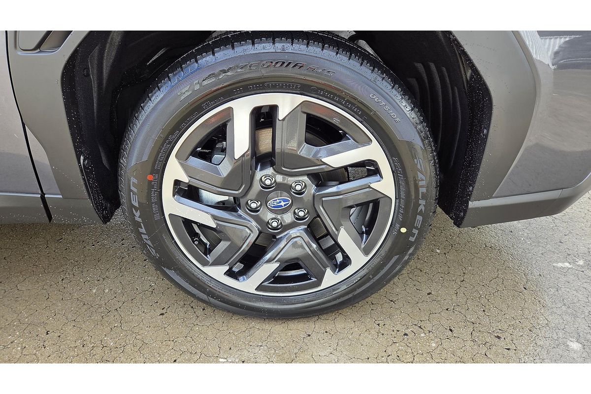 2025 Subaru Forester Premium S6