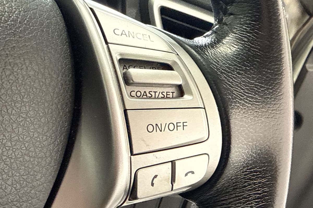 2015 Nissan X-TRAIL ST-L (FWD) T32
