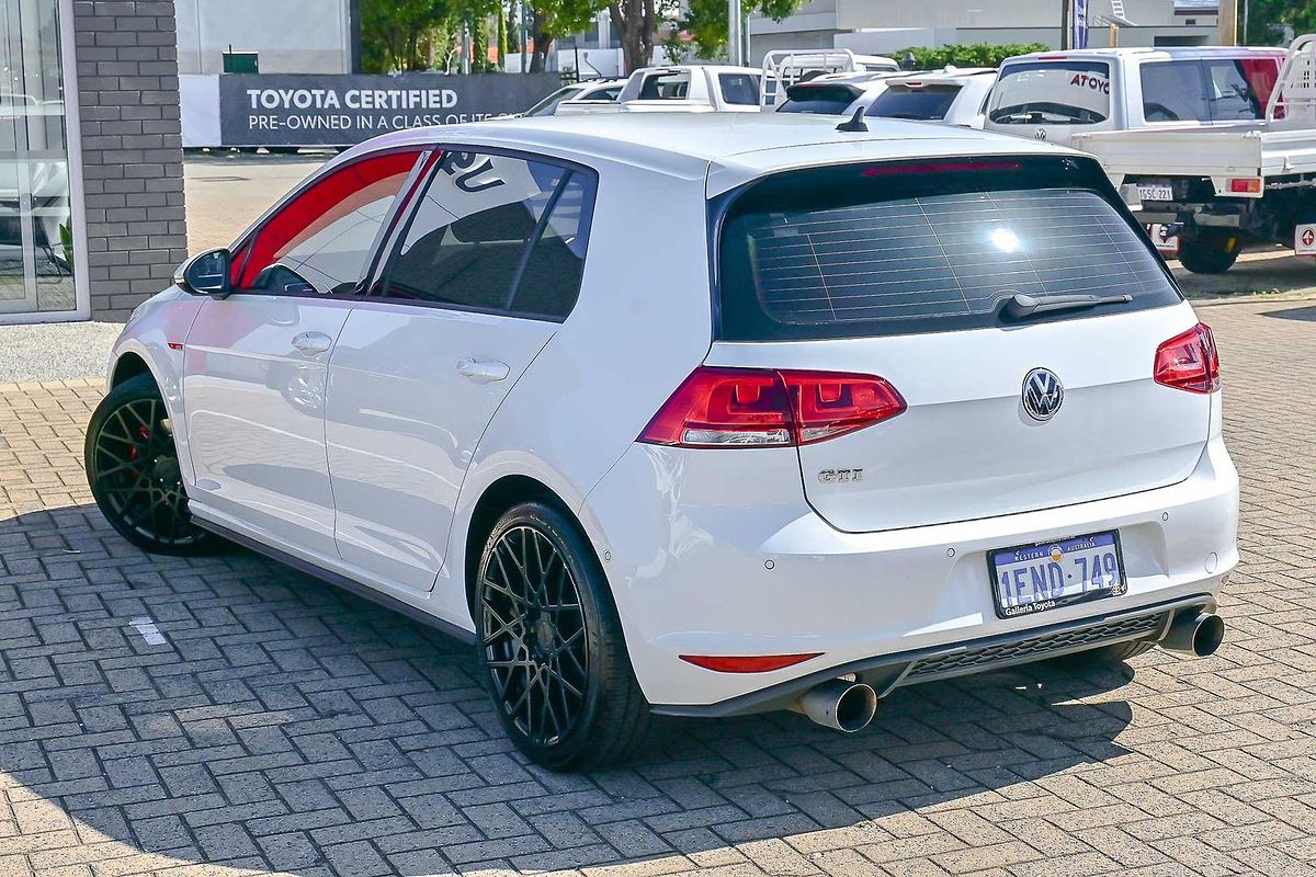 2014 Volkswagen Golf GTI 7