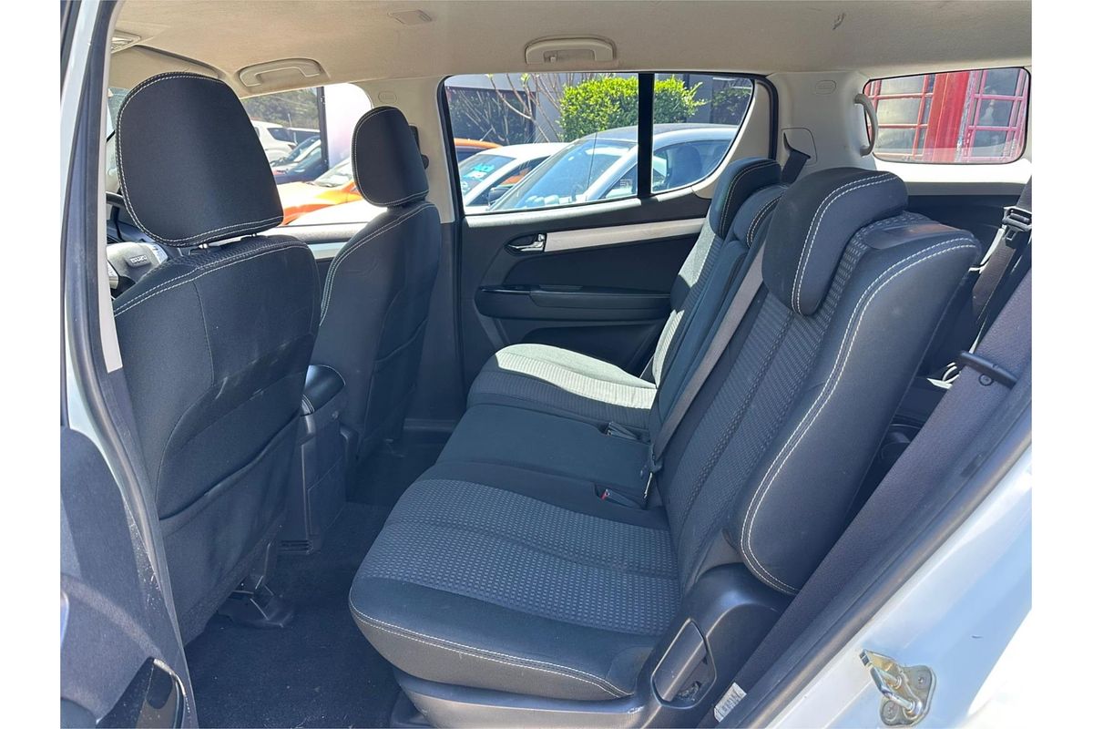 2018 Isuzu MU-X LS-M