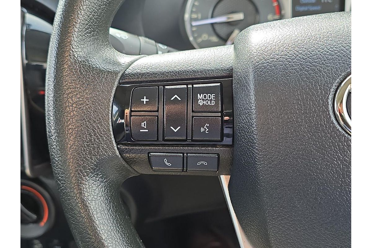 2021 Toyota Hilux SR GUN126R 4X4