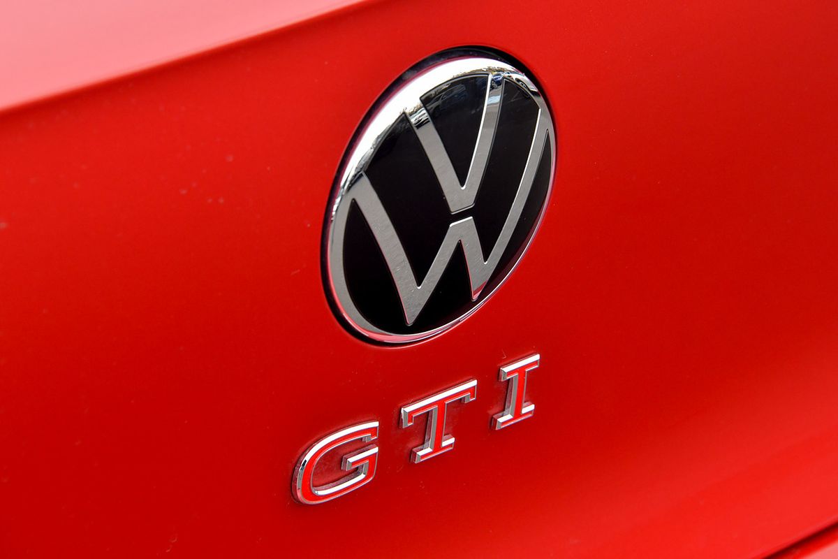 2024 Volkswagen Golf GTI 8