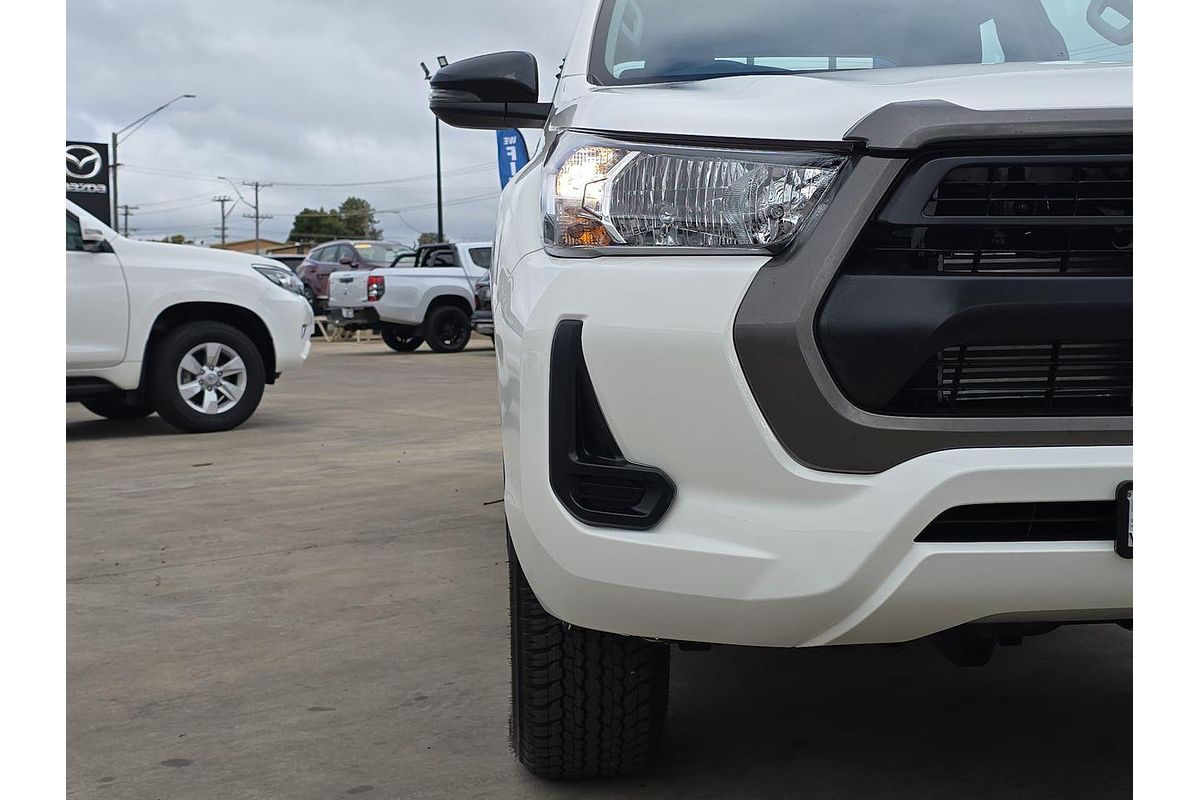 2021 Toyota Hilux SR GUN126R 4X4