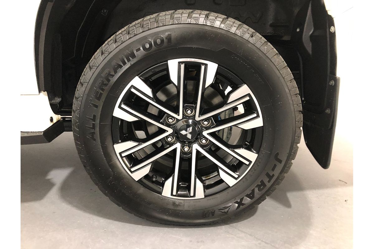 2021 Mitsubishi Pajero Sport Exceed QF